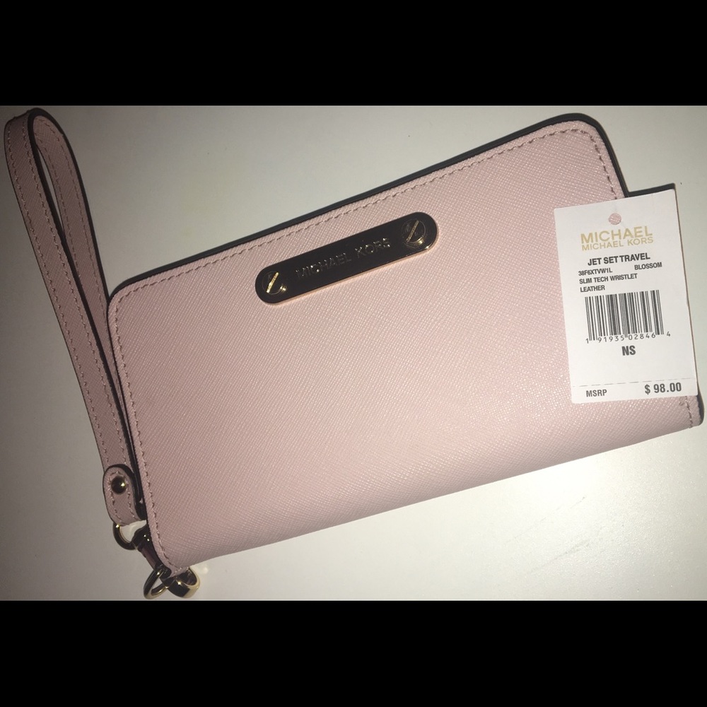 Michael Kors Wristlet